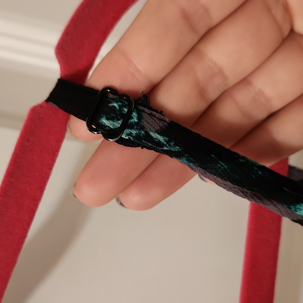 Torrid 3 Butterfly Top - Picture 5 of 6